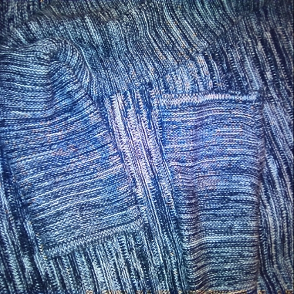 NWOT Ellen Tracy Women's V Neck Long Sleeve Black/Ivory Knit Contrast Sweater - Picture 4 of 8